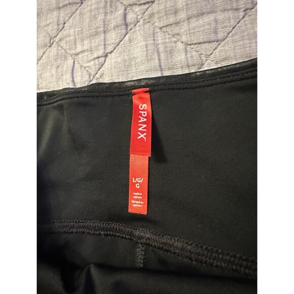 Spanx Faux Leather Leggings Large Black High Rise Shaping Slimming Shiny Edgy - Picture 5 of 9